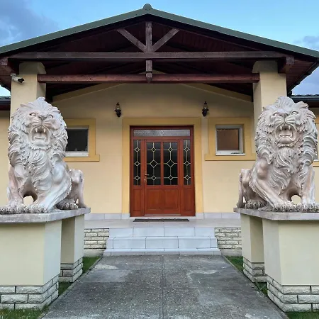 Villa Jose *